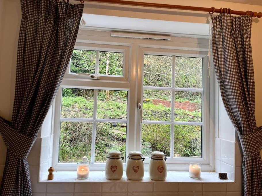 10 Wye Rapids Cottages Symonds Yat Exterior photo